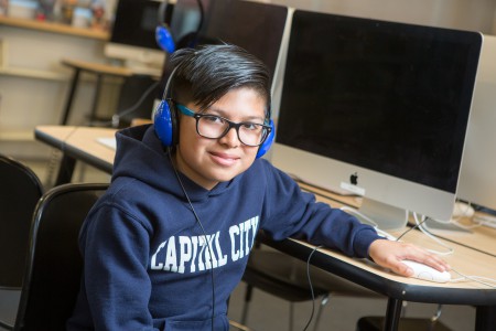Deeper learning environments give students more responsibility for their own learning. Photo by Allison Shelley/The Verbatim Agency for American Education: Images of Teachers and Students in Action