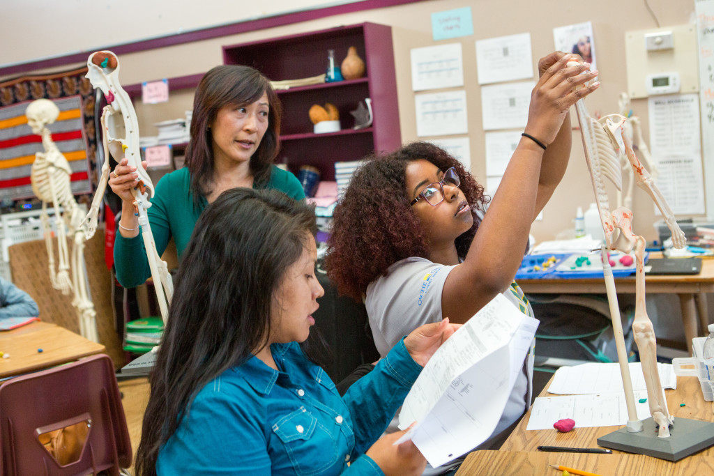 Skyline High School in Oakland, California. (photo by Allison Shelley/The Verbatim Agency for the Alliance for Excellent Education)